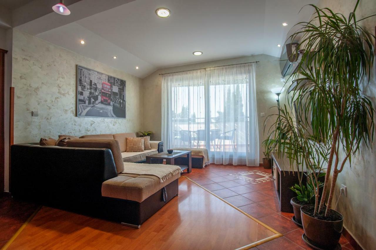 Dobrljanin Lux Apartment بودفا المظهر الخارجي الصورة